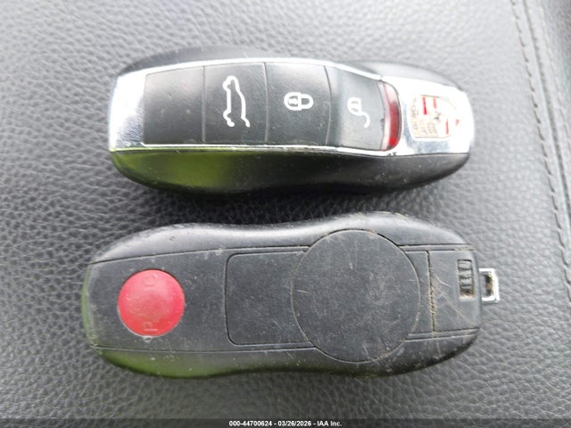 2018 PORSCHE CAYENNE WP1AA2A27JKA01440 Photo 10