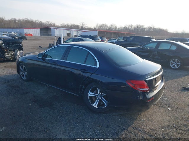 Продаж на аукціоні авто 2018 Mercedes-benz E 300 4matic, vin: WDDZF4KB6JA330917, номер лоту: 44700626