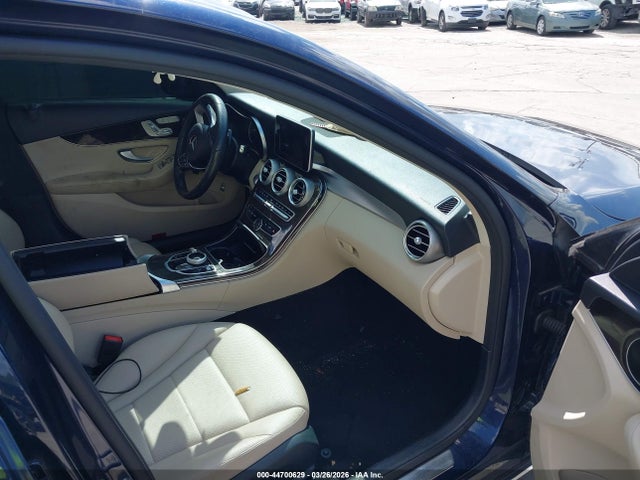 2017 MERCEDES-BENZ C 300 55SWF4KB3HU216502 Photo 4