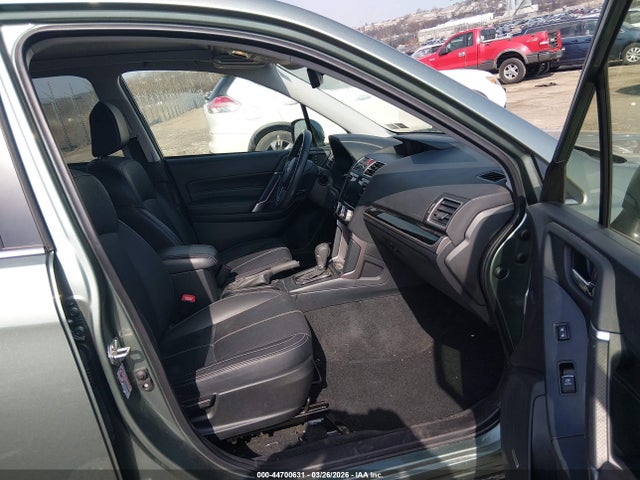 JF2SJAWC3JH496302 Subaru Forester 2.5i Touring