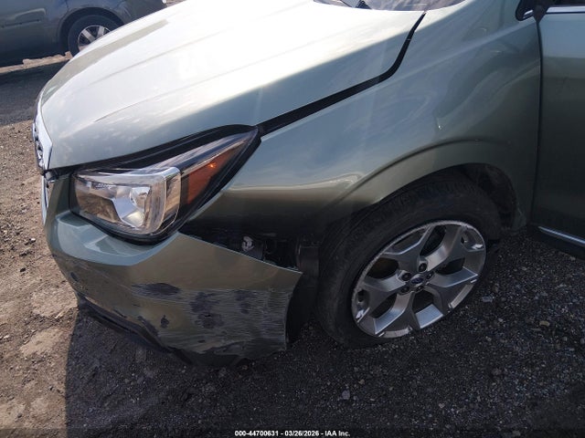 JF2SJAWC3JH496302 Subaru Forester 2.5i Touring