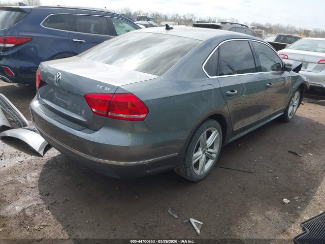 2015 VOLKSWAGEN PASSAT 1VWBT7A36FC007556 Photo 3