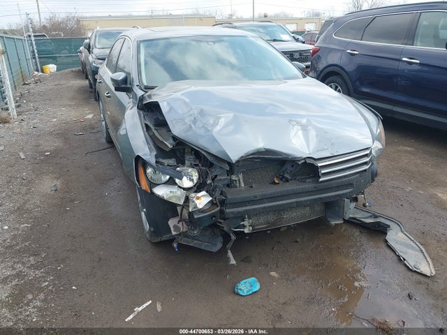 2015 VOLKSWAGEN PASSAT 1VWBT7A36FC007556 Photo 5