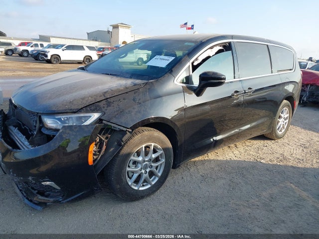 Продажа на аукционе авто 2025 Chrysler Pacifica Select, vin: 2C4RC1BGXSR541709, номер лота: 44700666