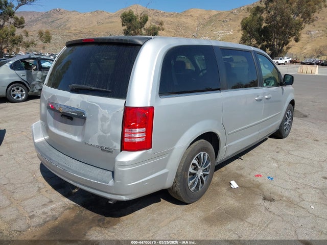 2009 CHRYSLER TOWN & COUNTRY 2A8HR44E79R656021 Photo 3