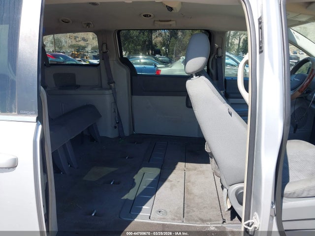 2009 CHRYSLER TOWN & COUNTRY 2A8HR44E79R656021 Photo 7