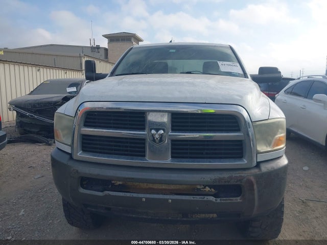 44700680 :رقم المزاد ، 3D7TT2CT2BG638101 vin ، 2011 Ram Ram 2500 St مزاد بيع