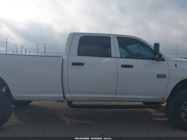 44700680 :رقم المزاد ، 3D7TT2CT2BG638101 vin ، 2011 Ram Ram 2500 St مزاد بيع