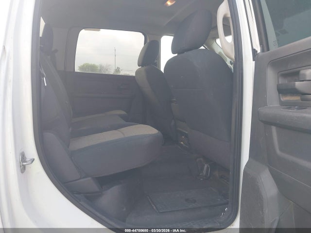 44700680 :رقم المزاد ، 3D7TT2CT2BG638101 vin ، 2011 Ram Ram 2500 St مزاد بيع
