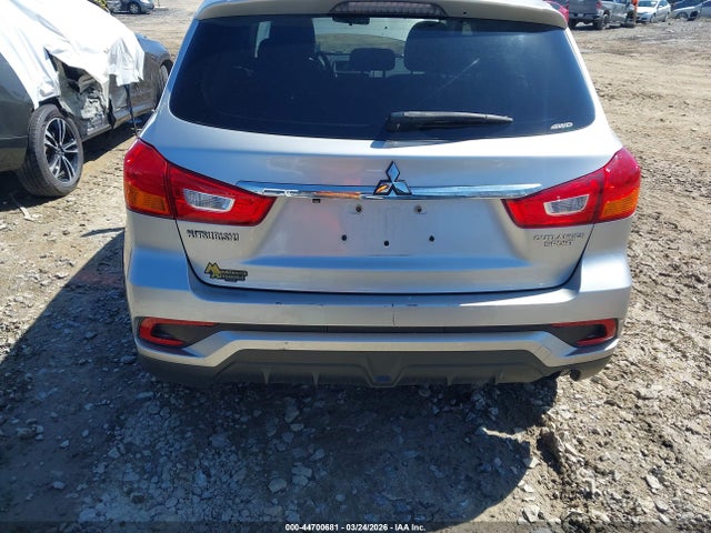 2018 MITSUBISHI OUTLANDER SPORT JA4AR3AU6JU016480 Photo 5