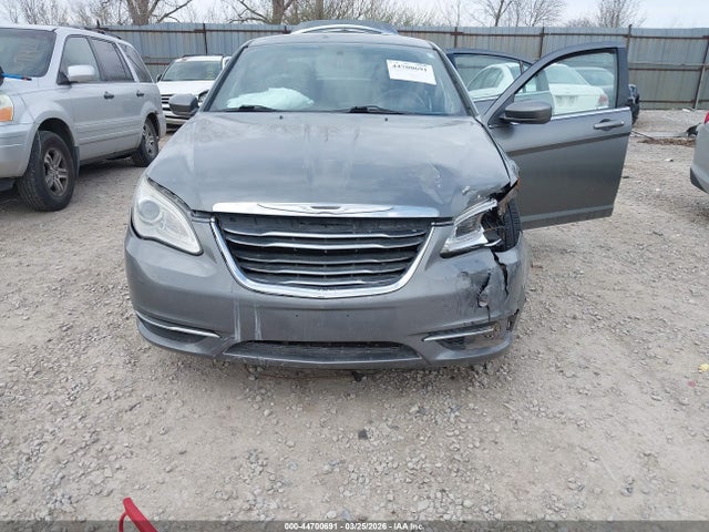 Продажа на аукционе авто 2012 Chrysler 200 Lx, vin: 1C3CCBAB6CN289543, номер лота: 44700691