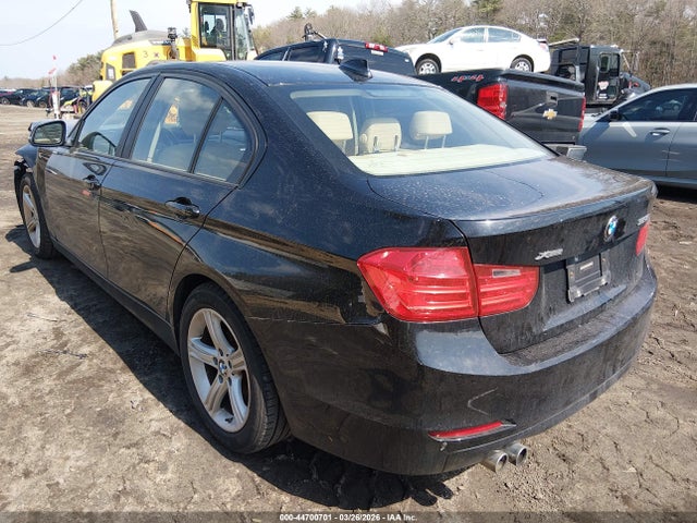 2015 Bmw 328i Xdrive მანქანა იყიდება აუქციონზე, vin: WBA3B5G5XFNS17523, აუქციონის ნომერი: 44700701