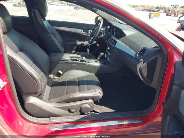Aukcja sprzedaży 2014 Mercedes-benz C 250, vin: WDDGJ4HB9EG283110, numer aukcji: 44700707