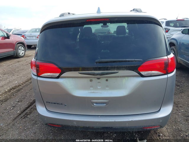 Aukcja sprzedaży 2018 Chrysler Pacifica Touring L Plus, vin: 2C4RC1EG6JR172163, numer aukcji: 44700708