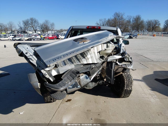 1GCVKREC5FZ339462 Chevrolet Silverado 1500 1lt