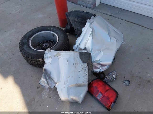 1GCVKREC5FZ339462 Chevrolet Silverado 1500 1lt