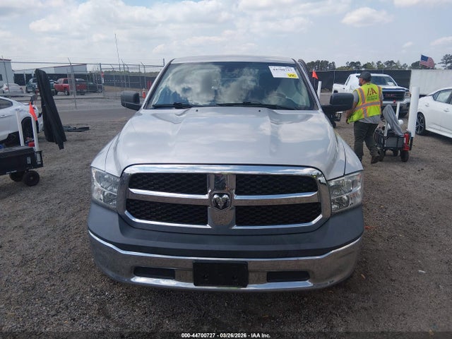 44700727 :رقم المزاد ، 1C6RR6FG4JS299378 vin ، 2018 Ram 1500 مزاد بيع