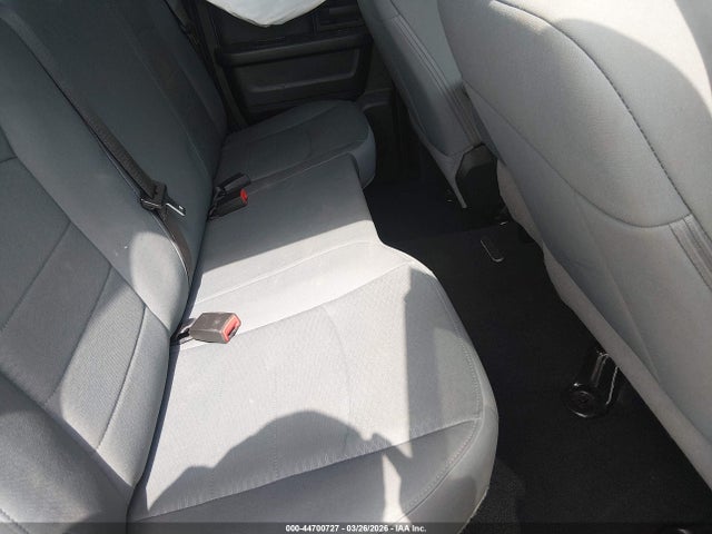 44700727 :رقم المزاد ، 1C6RR6FG4JS299378 vin ، 2018 Ram 1500 مزاد بيع
