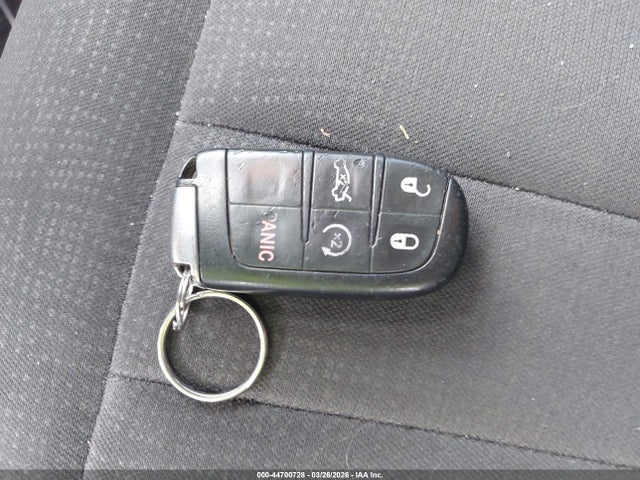 2015 CHRYSLER 200 1C3CCCAB2FN582267 Photo 10