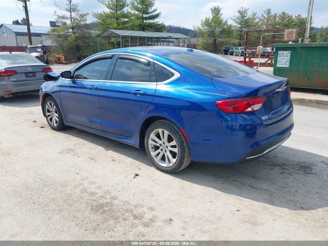 2015 CHRYSLER 200 1C3CCCAB2FN582267 Photo 2