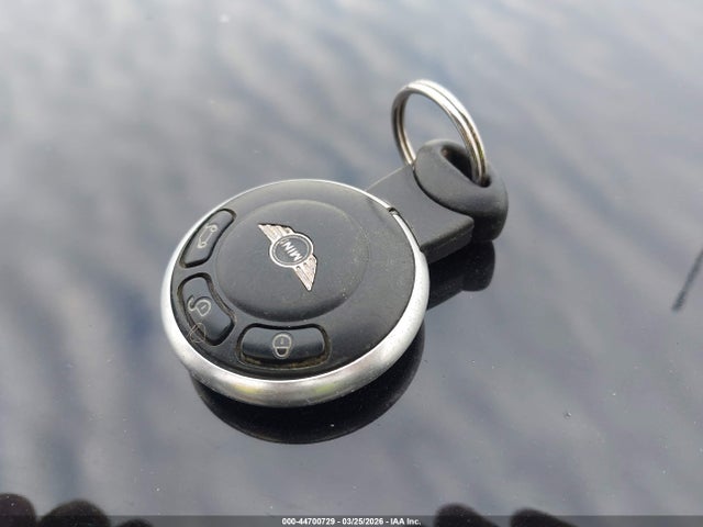 44700729 :رقم المزاد ، WMWZG3C51CTY37609 vin ، 2012 Mini Cooper S Clubman مزاد بيع