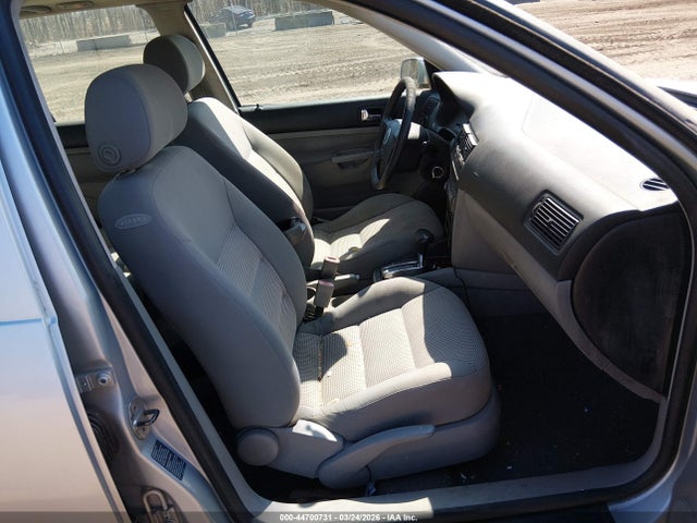 2004 Volkswagen Golf Gls 2.0l მანქანა იყიდება აუქციონზე, vin: 9BWGL61J944007856, აუქციონის ნომერი: 44700731
