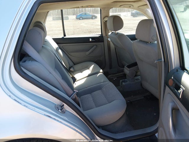 2004 Volkswagen Golf Gls 2.0l მანქანა იყიდება აუქციონზე, vin: 9BWGL61J944007856, აუქციონის ნომერი: 44700731