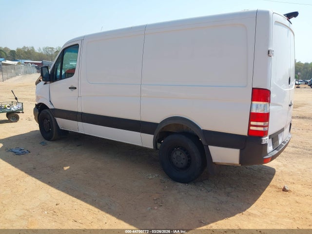 2017 MERCEDES-BENZ SPRINTER 2500 WD3PE7CD8HP531581 Photo 2