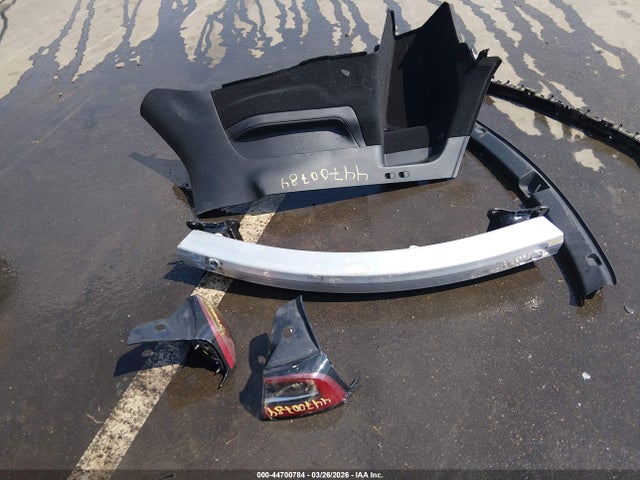 2023 Tesla Model Y მანქანა იყიდება აუქციონზე, vin: 7SAYGAEE4PF759550, აუქციონის ნომერი: 44700784