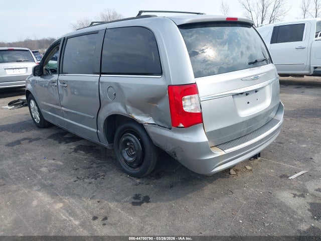 2016 Chrysler Town & Country Touring მანქანა იყიდება აუქციონზე, vin: 2C4RC1BGXGR238503, აუქციონის ნომერი: 44700790