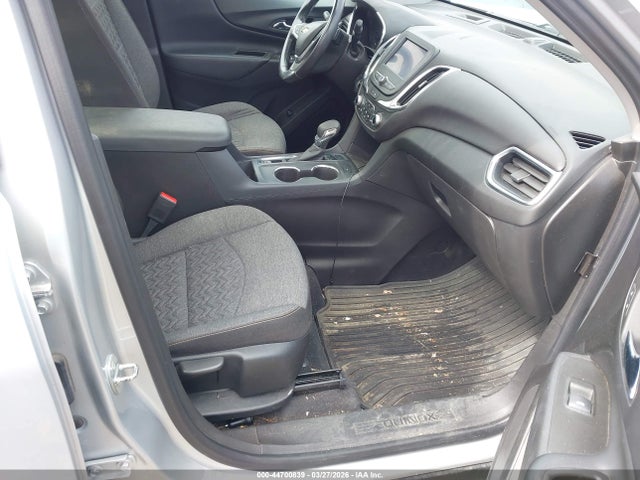 3GNAXUEV9NL273483 Chevrolet Equinox Awd Lt