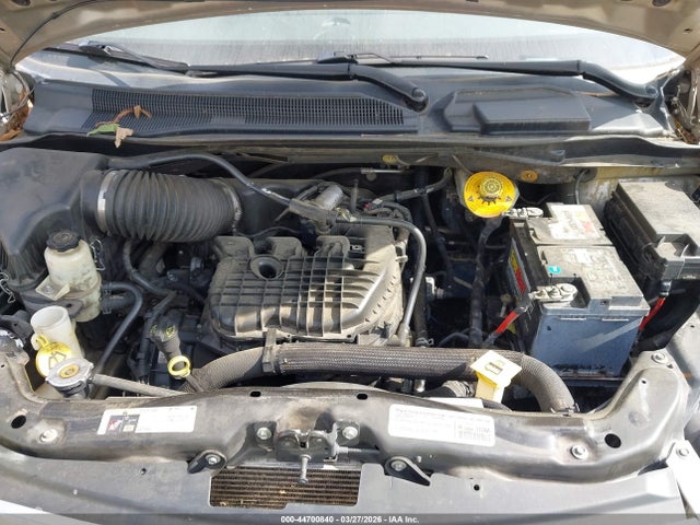 44700840 :رقم المزاد ، 2C4RC1GG7FR610077 vin ، 2015 Chrysler Town & Country Limited Platinum مزاد بيع
