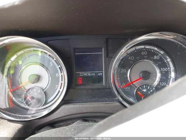 44700840 :رقم المزاد ، 2C4RC1GG7FR610077 vin ، 2015 Chrysler Town & Country Limited Platinum مزاد بيع