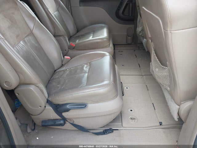 44700840 :رقم المزاد ، 2C4RC1GG7FR610077 vin ، 2015 Chrysler Town & Country Limited Platinum مزاد بيع