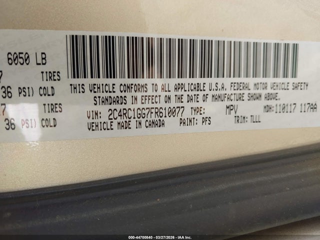 44700840 :رقم المزاد ، 2C4RC1GG7FR610077 vin ، 2015 Chrysler Town & Country Limited Platinum مزاد بيع