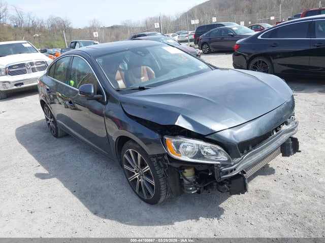 2014 VOLVO S60 YV1612FS8E2272975