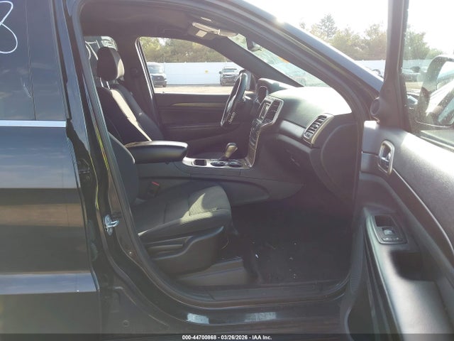 Продажа на аукционе авто 2016 Jeep Grand Cherokee Laredo, vin: 1C4RJFAG2GC385072, номер лота: 44700868