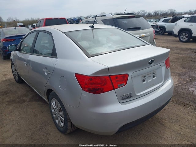 44700879 :رقم المزاد ، KNAFT4A21A5172791 vin ، 2010 Kia Forte Lx مزاد بيع
