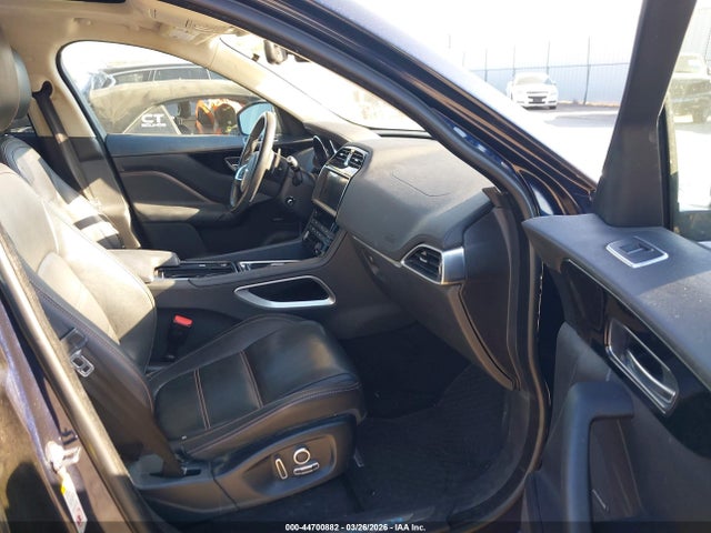 2019 Jaguar F-pace 25t Prestige მანქანა იყიდება აუქციონზე, vin: SADCK2FX1KA609980, აუქციონის ნომერი: 44700882