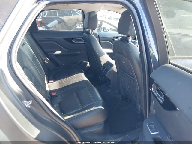 2019 Jaguar F-pace 25t Prestige მანქანა იყიდება აუქციონზე, vin: SADCK2FX1KA609980, აუქციონის ნომერი: 44700882