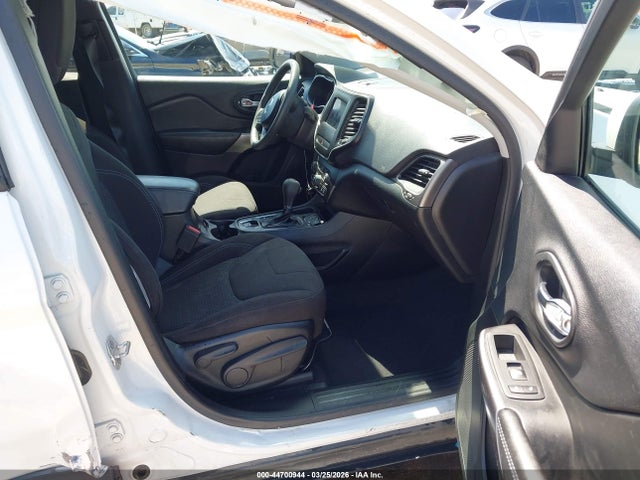 1C4PJLCB6LD535793 Jeep Cherokee Latitude Fwd