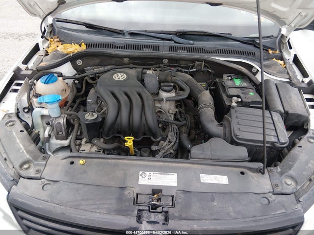2014 Volkswagen Jetta 2.0l S მანქანა იყიდება აუქციონზე, vin: 3VW2K7AJ3EM407072, აუქციონის ნომერი: 44700958