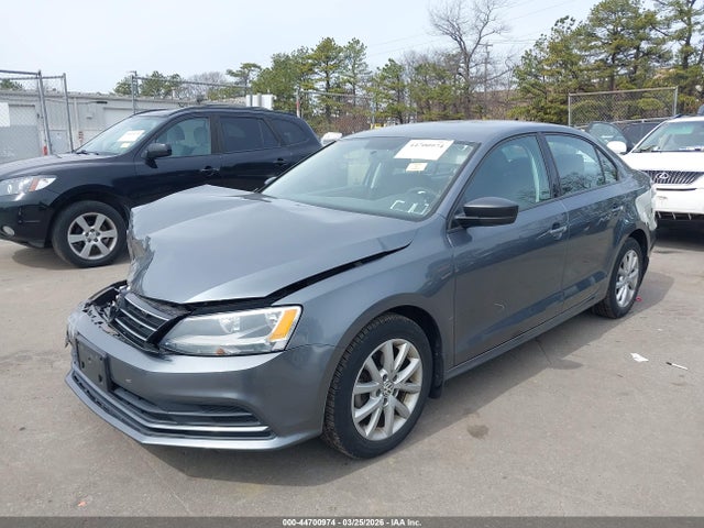Aukcja sprzedaży 2015 Volkswagen Jetta 1.8t Se, vin: 3VWD17AJ4FM300349, numer aukcji: 44700974