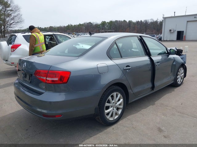 Aukcja sprzedaży 2015 Volkswagen Jetta 1.8t Se, vin: 3VWD17AJ4FM300349, numer aukcji: 44700974