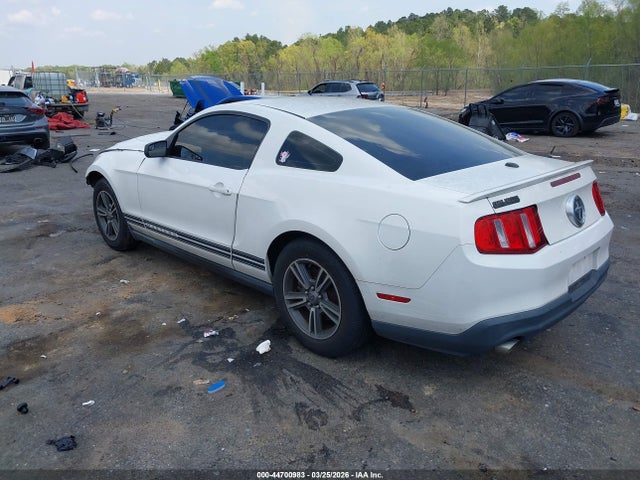 Продажа на аукционе авто 2012 Ford Mustang V6 Premium, vin: 1ZVBP8AM6C5207775, номер лота: 44700983