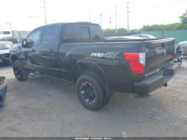 2017 NISSAN TITAN XD 1N6BA1F44HN561674 Photo 2