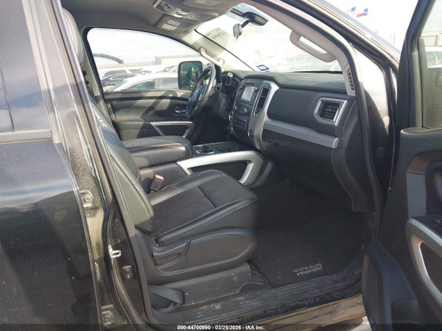 2017 NISSAN TITAN XD 1N6BA1F44HN561674 Photo 4