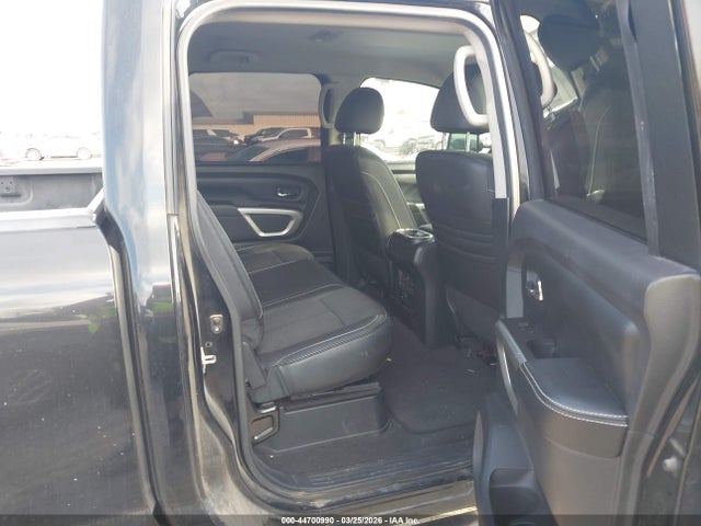 2017 NISSAN TITAN XD 1N6BA1F44HN561674 Photo 7
