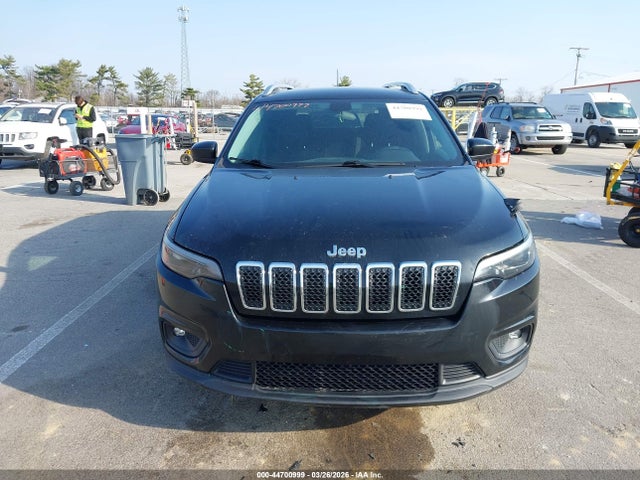 1C4PJLCBXKD377019 Jeep Cherokee Latitude Fwd