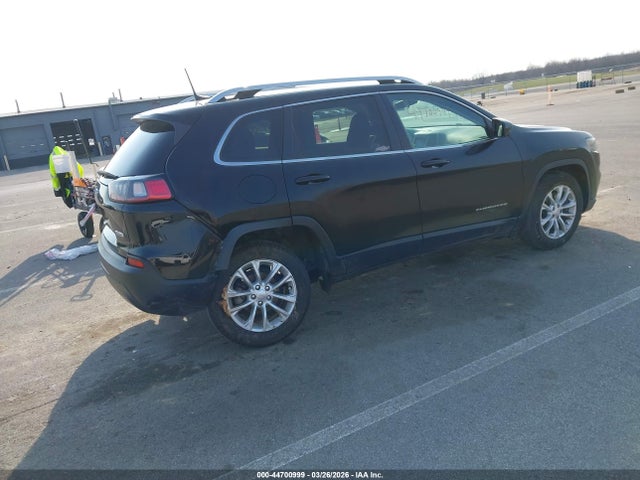 1C4PJLCBXKD377019 Jeep Cherokee Latitude Fwd